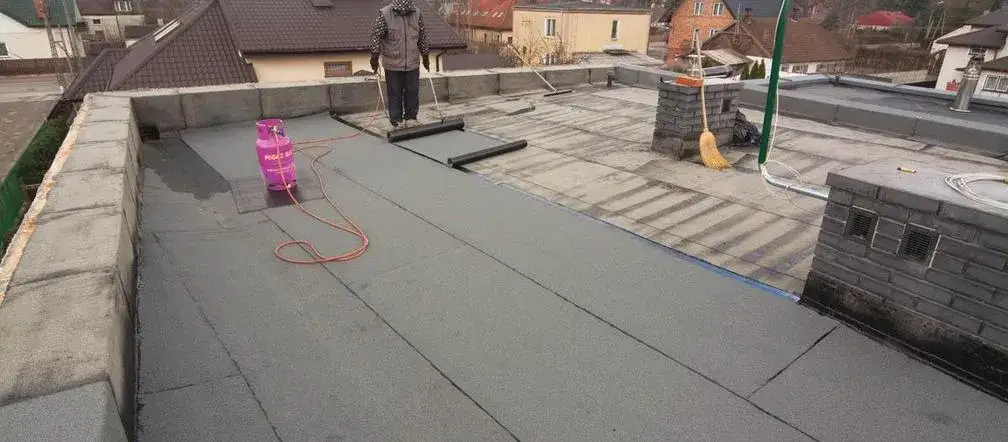 Co zamiast papy na taras? Poznaj najlepsze materiały hydroizolacyjne