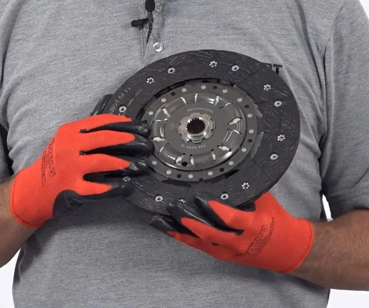 Montaż tarczy sprzęgła którą stroną - uniknij kosztownych błędów