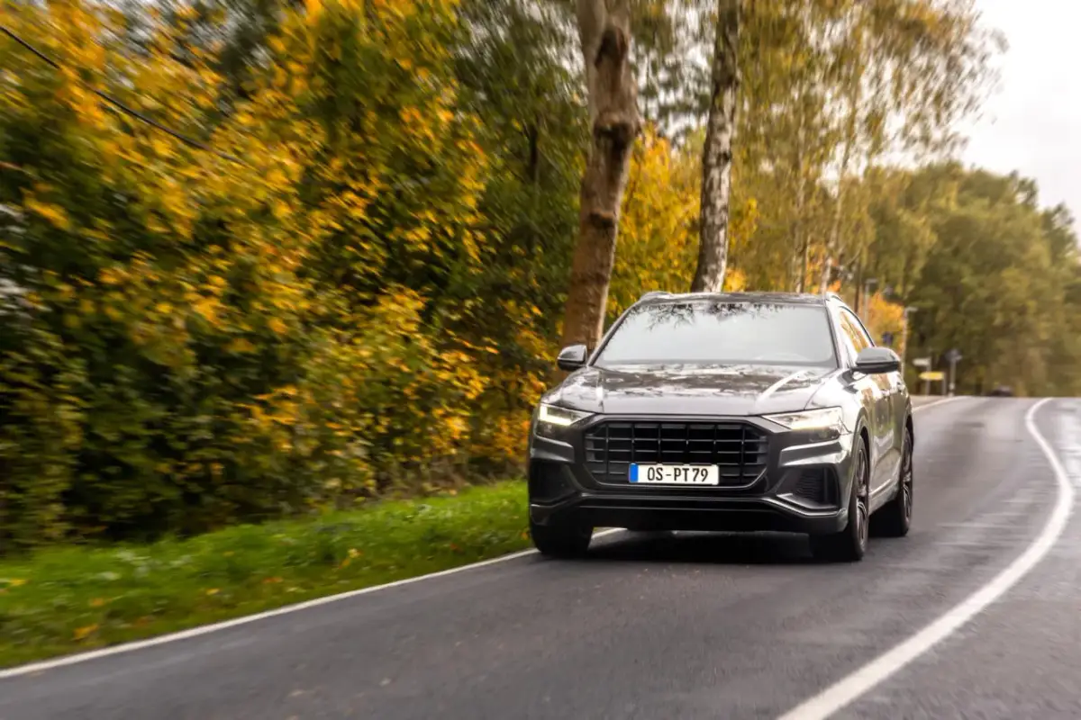 Duże felgi aluminiowe - świetna trakcja i radość z jazdy