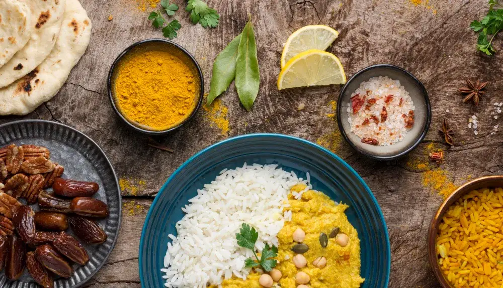 Orientalne aromaty w kuchni i rytuale — jak Wschód łączy jedzenie z harmonią ciała