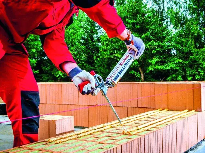 Porotherm jaka zaprawa? Najlepsze wybory dla trwałego murowania