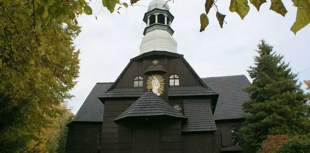 Kościoły drewniane na Śląsku: Odkryj ich niezwykłe historie i architekturę
