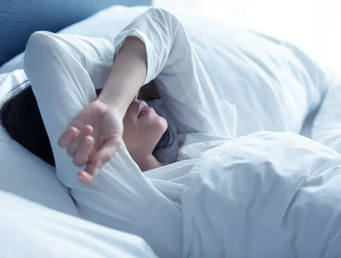 Jeden z dziesięciu: czy można spać na nocnej zmianie bez ryzyka?