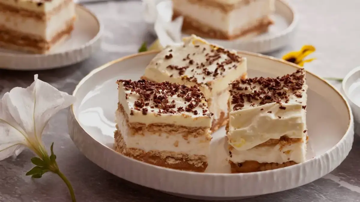 Prosty przepis na ciasto bez pieczenia, które zaskoczy Twoich gości