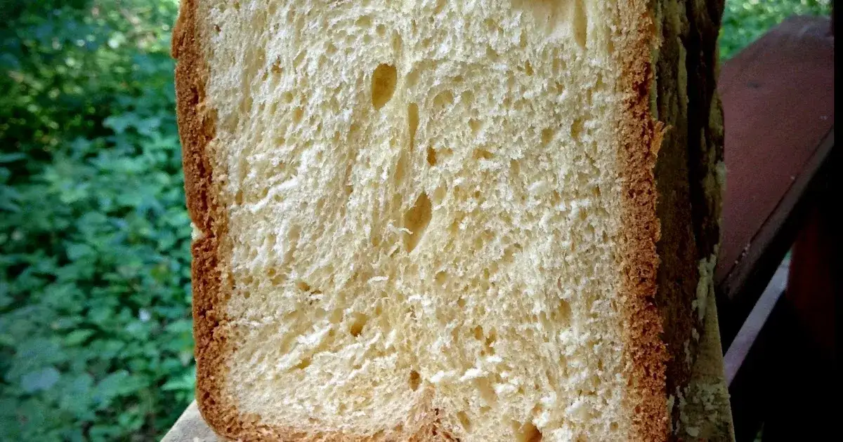 Proste przepisy na ciasto drożdżowe w automacie do pieczenia chleba