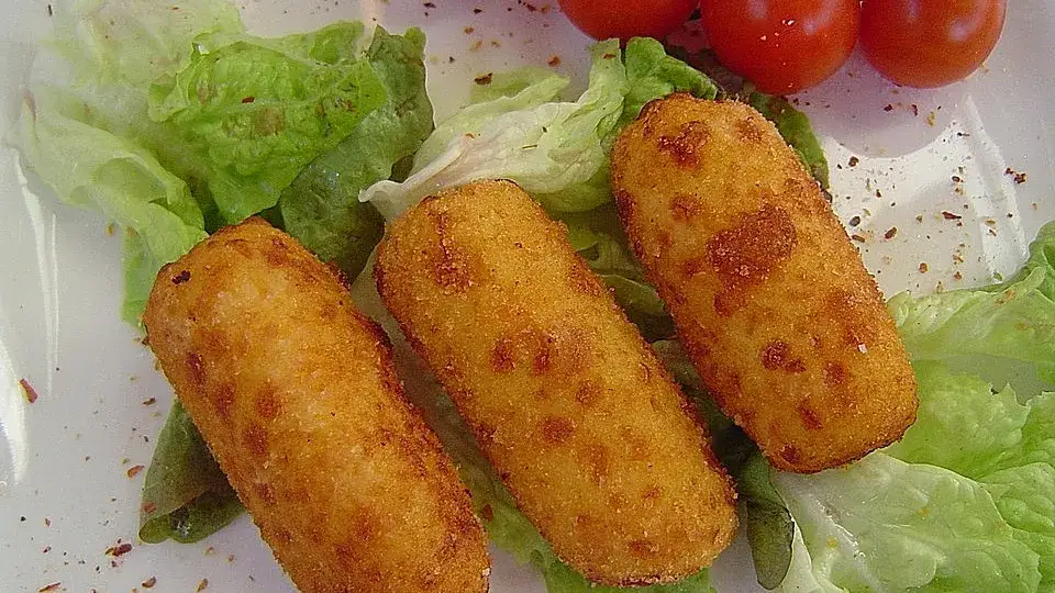 Einfaches Rezept für Kroketten – So gelingen sie perfekt als Beilage