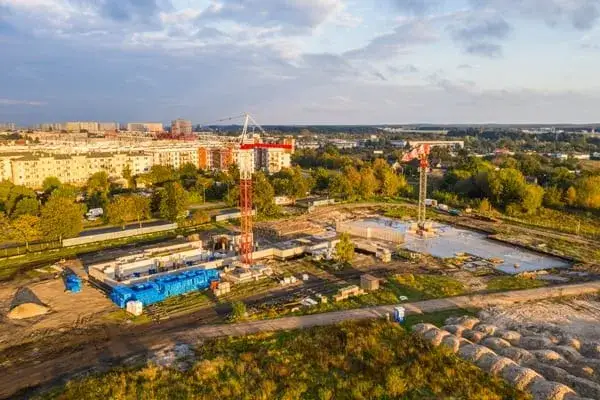 Jak się stawia dźwig: uniknij najczęstszych błędów w montażu