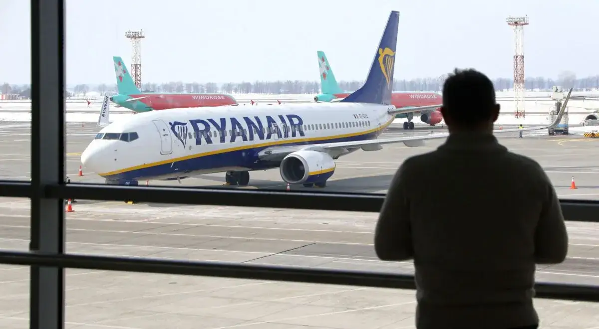 Ile wcześniej być na lotnisku Ryanair, by uniknąć problemów z odprawą i spóźnienia
