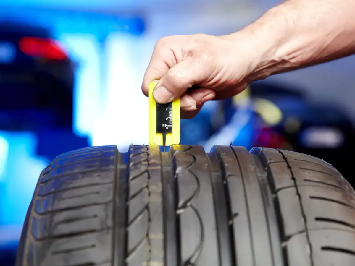 Ile lat mogą mieć opony w Niemczech? Sprawdź, zanim będzie za późno