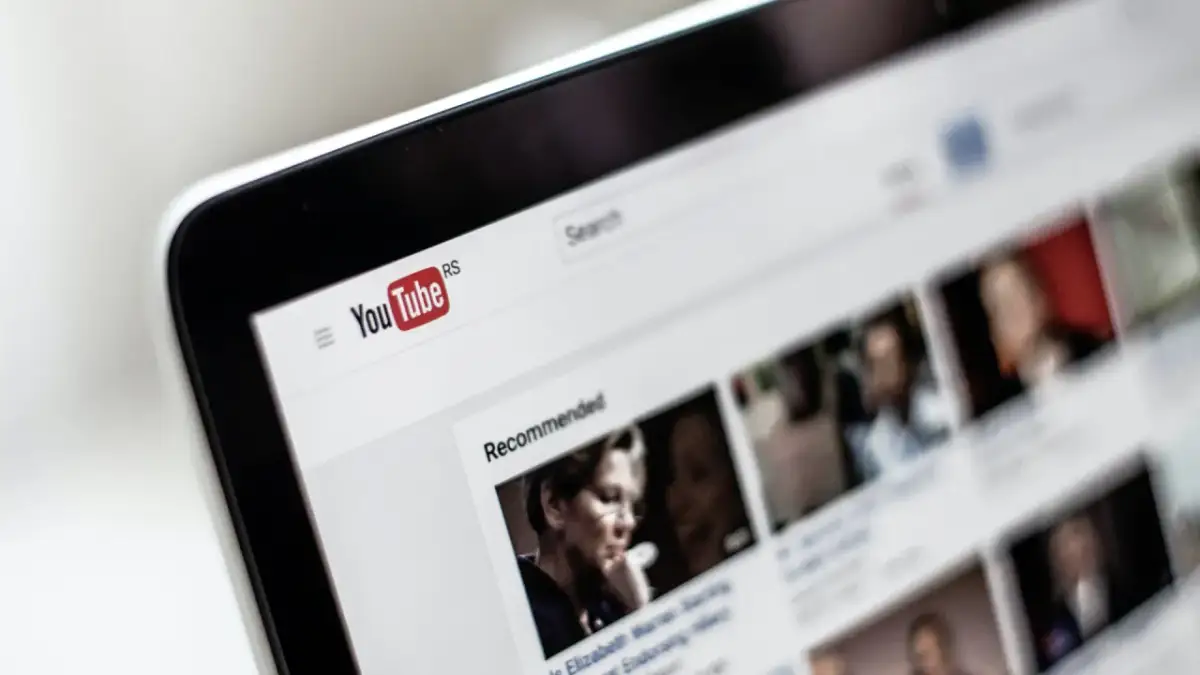 Jak ściągnąć podkład muzyczny z YouTube - proste metody i porady