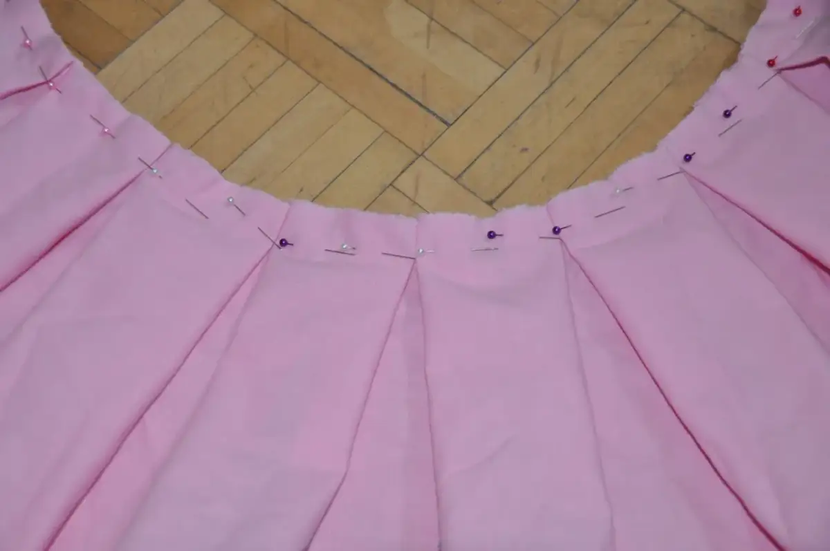 Jak uszyć spódnicę dla dziewczynki - proste kroki i porady