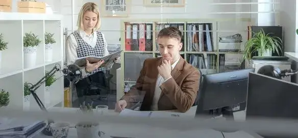 Ile czasu zajmuje zmiana danych na fakturze? Kluczowe informacje