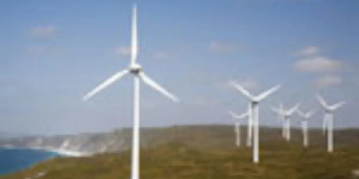 Ile kosztuje budowa elektrowni wiatrowej? Odkryj ukryte wydatki