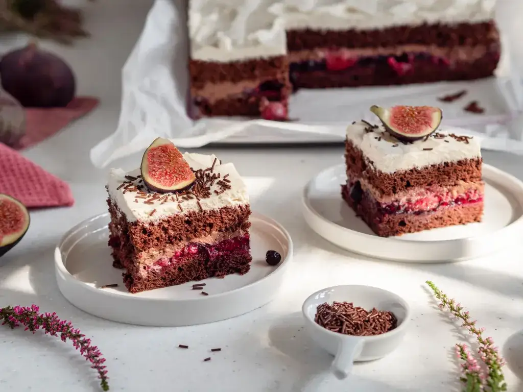 Najlepsze przepisy na ciasta na uroczystości, które zachwycą gości