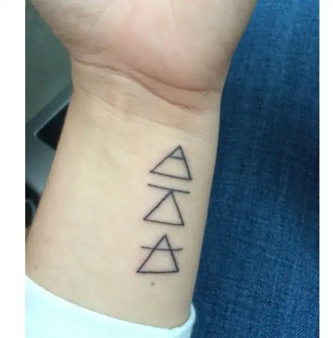 Znaczenie symboli tatuaży – uniknij błędów i poznaj ich kulturową symbolikę