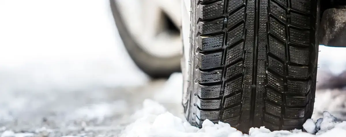 Jakie opony całoroczne wybrać? Opinie i porady z forum użytkowników