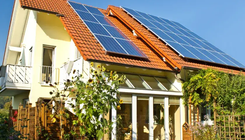Fotowoltaika jedno czy trójfazowa - co wybrać dla swojego domu?