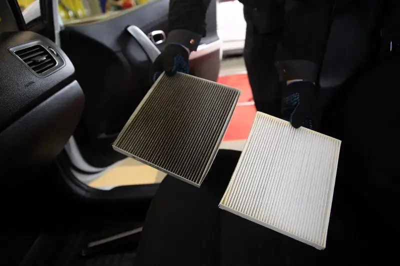 Gdzie jest filtr kabinowy w Jeep Commander? Oto prosta instrukcja