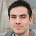 Autor Piotr Pikula