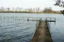 Jezioro w Lusowie: Idealne miejsce na relaks i przygodę w naturze
