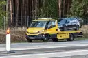 Ile kosztuje holowanie pojazdu przez policję? Sprawdź, by uniknąć wysokich opłat