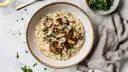 Risotto z grzybami vs Paella: Wybierz idealne danie dla siebie!