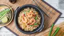 Jak jeść Pad Thai: Sztuczki i etykieta, które musisz znać