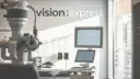 Zarobki optyka w Vision Express: 3564 zł brutto? Poznaj prawdę!