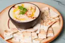 Czy hummus jest dietetyczny? Odkryj jego zdrowotne właściwości i kalorie