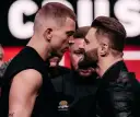 Ferrari kto to jest? Poznaj kontrowersyjnego zawodnika MMA i markę samochodów