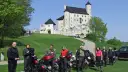 Jura motocyklem: Gotowe trasy, zamki i off-road. Jedź ze mną!