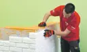 Jak kłaść płytki gipsowe dekoracyjne? Zrób to sam jak PRO!