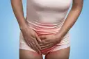 Jak skutecznie radzić sobie z suchością pochwy przy menopauzie