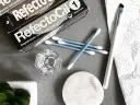 Zestaw do henny RefectoCil: jak używać? Pudełka henny, pędzelek, waciki i szklane naczynie do mieszania.