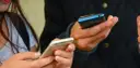 Jak pobrać aplikację Messenger na telefon - proste kroki dla każdego