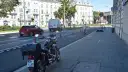 Czy można pchać motor po chodniku? Sprawdź przepisy i zasady bezpieczeństwa