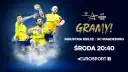 Trzech zawodników w żółtych koszulkach z logo Industria, gotowych do akcji w lidze europy piłka ręczna. Mecz Industria Kielce - SC Magdeburg w środę o 20:40 na Eurosport 1.