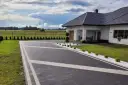 Ile kosztuje podjazd z kostki brukowej? Sprawdź ukryte wydatki!
