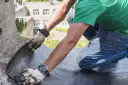 Dekarz czy to praca dla Ciebie? Zarobki, ryzyko, rozwój zawodu