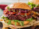 Puszyste burgery z chudego mięsa? Odkryj sekrety soczystości!