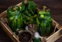 Jak przechować koper do kiszenia ogórków, by zachować jego aromat?