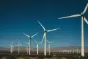 Ile kWh produkuje turbina wiatrowa? Duże i małe wiatraki liczby