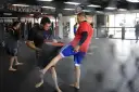 Jak trenować MMA: skuteczne techniki i plany dla początkujących