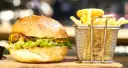 Soczysty burger z dorsza: Koniec z suchą rybą! Przepis Błażeja.