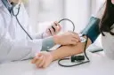 Czym grozi wysoki puls i wysokie ciśnienie dla zdrowia serca?