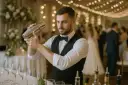 Ile kosztuje barman na wesele 2025? Ceny, pakiety i budżet