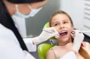 Jak szybko pozbyć się odrętwienia po znieczuleniu u dentysty?