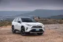 Toyota RAV4: pojemność baku - dane dla każdej wersji i generacji