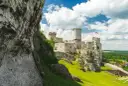 Jura Krakowsko-Częstochowska: Odkryj najlepsze zamki, jaskinie i szlaki