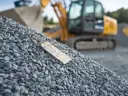 Ile kubików ma tona żwiru? Praktyczne przeliczenie dla Ciebie
